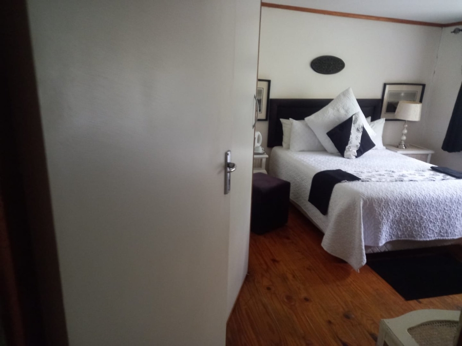 11 Bedroom Property for Sale in Ladybrand Free State